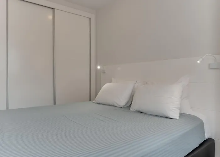 アパート Braganza